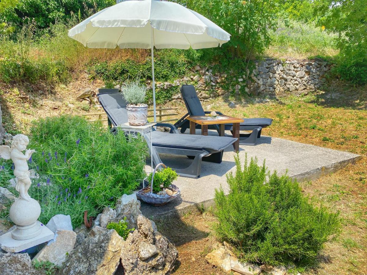 Holiday Home Istra Plomin Eksteriør bilde